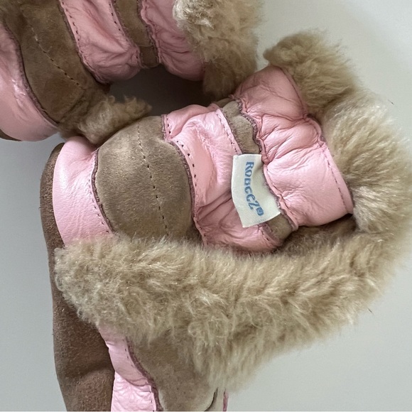 Robeez walking boots! - Picture 10 of 10